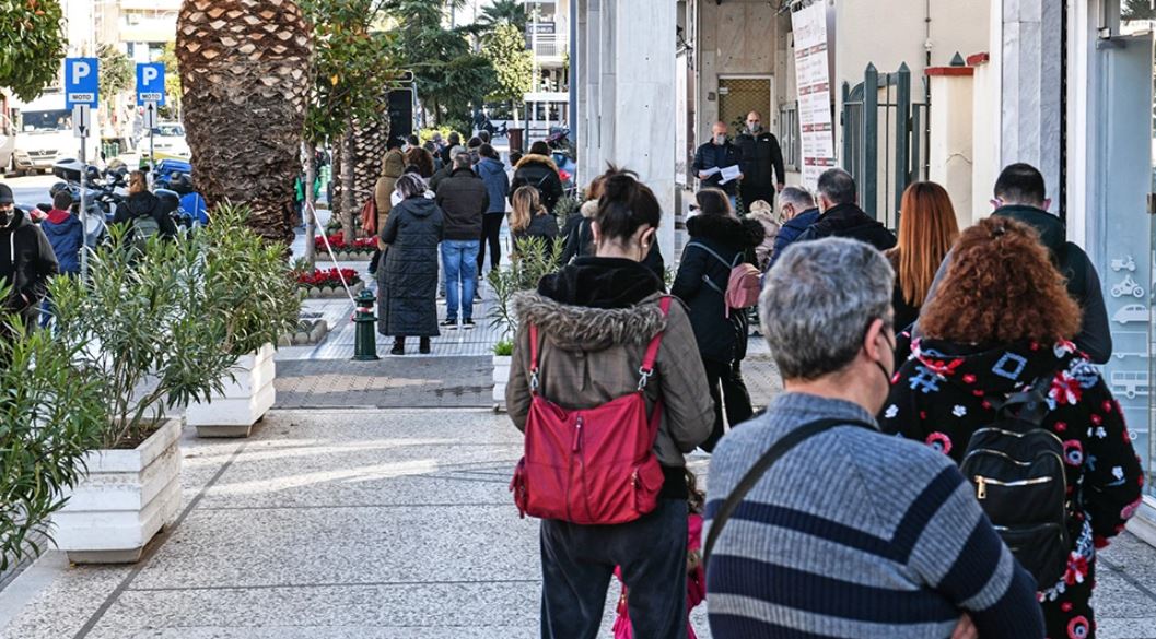 Στο 70% των κρουσμάτων η Όμικρον στην Ελλάδα