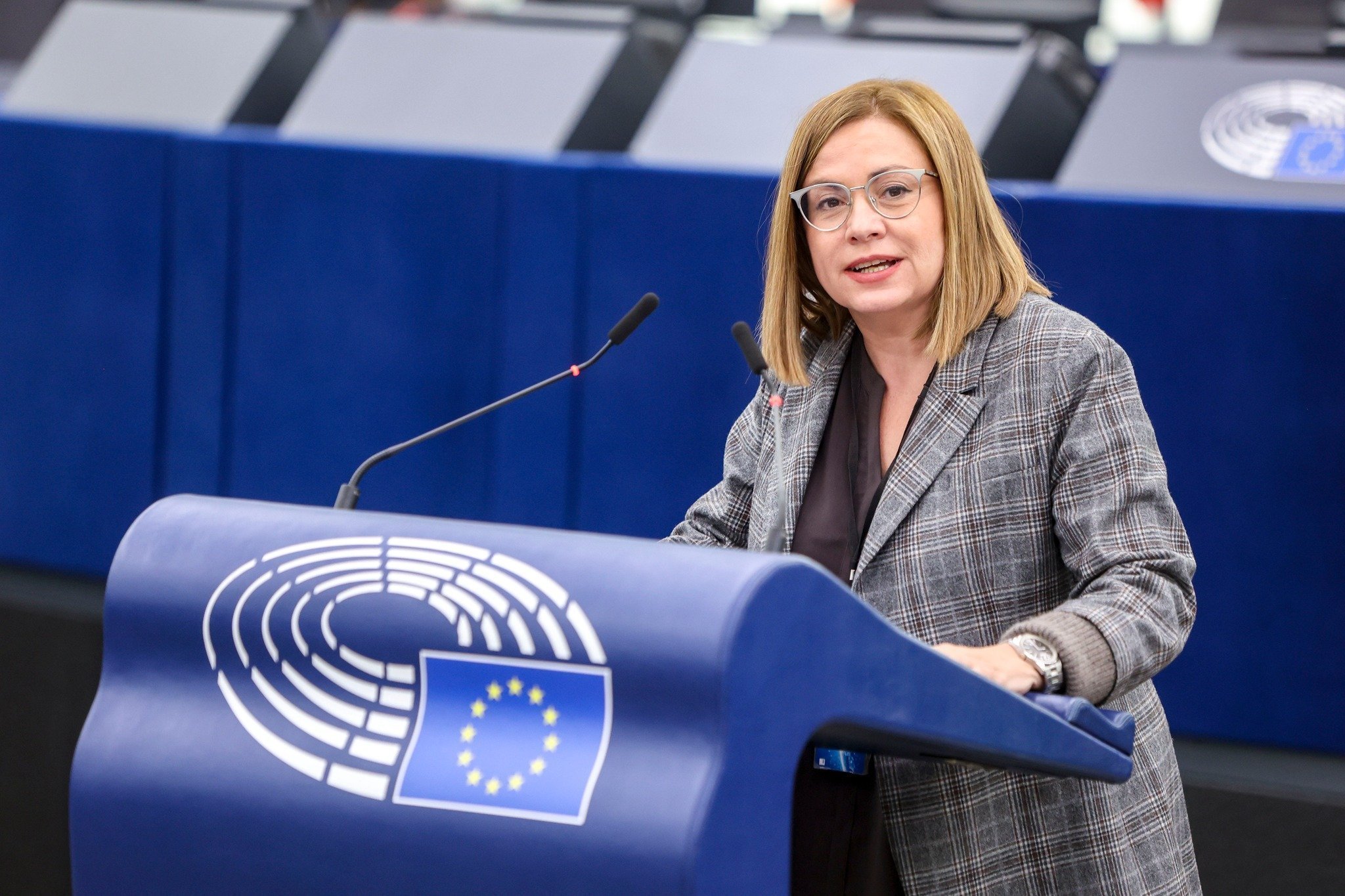 Μαρία Σπυράκη: Θα ζητήσει αναστολή της κομματικής της ιδιότητας