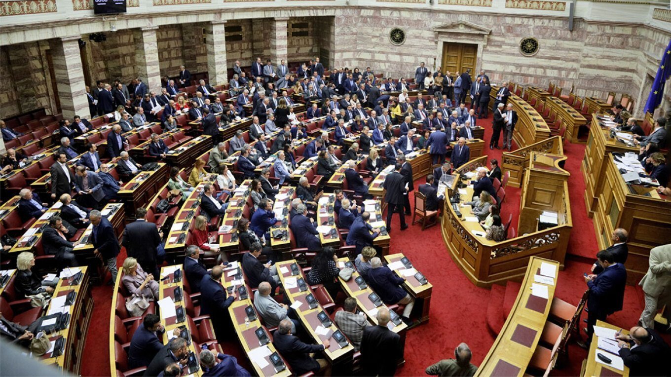 Ελλάδα: Υπερψηφίστηκε ο προϋπολογισμός 2023 με 156 ψήφους