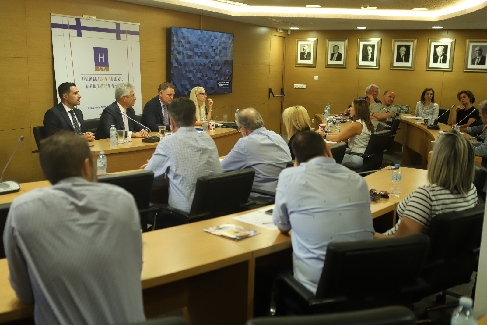 Κοινές προκλήσεις για τουρισμό συζήτησαν ΠΑΣΥΞΕ και αρμόδιοι φορείς Ελλάδας