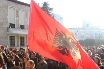 Η Αλβανία παραχωρεί περιουσίες Ελλήνων ομογενών