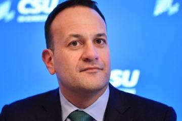 Ο Ιρλανδός πρωθυπουργός Βαράντκαρ απορρίπτει τα σχέδια της Μέι για αλλαγή του backstop 