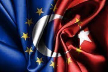 Περικοπή κοινοτικών κονδυλίων και χρηματοδότησης από ΕΤΕπ ανάμεσα στα προτεινόμενα μέτρα ΕΕ για Τουρκία 