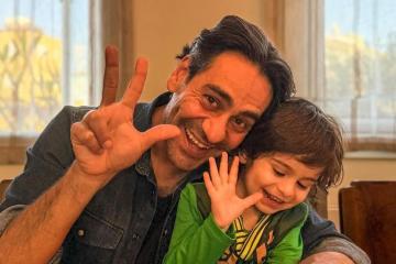Ανδρέας Τσέλεπος: Ο γιος του έγινε 3 ετών - Η υπέροχη  οικογενειακή φωτογραφία που μοιράστηκε