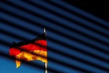 DW: Το γερμανικό υπερπλεόνασμα «ανοίγει ορέξεις»