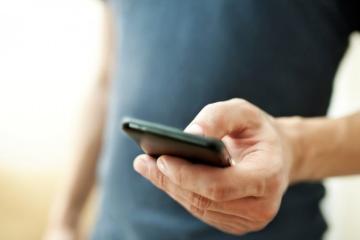 SMS: Παραμένει το δημοφιλέστερο εργαλείο επικοινωνίας