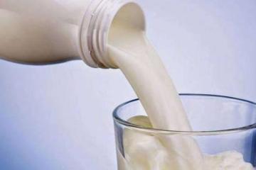 Αυξάνεται η τιμή του γάλακτος και των γαλακτοκομικών - Πόσο επηρεάζεται η Κύπρος