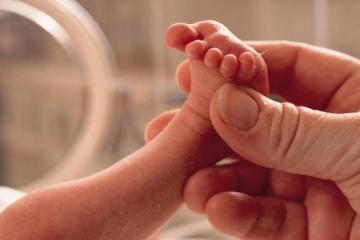 Παγκόσμια Ημέρα Προωρότητας: Στην Κύπρο ένα στα δέκα νεογνά γεννιέται πρόωρα
