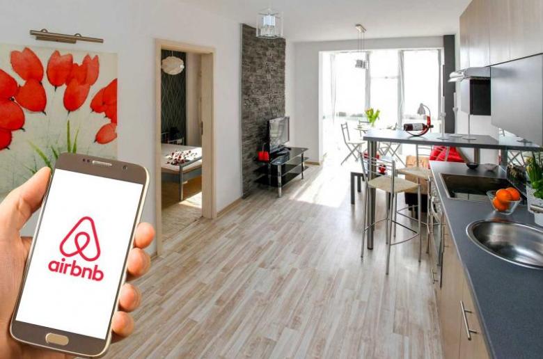 Ψηφίστηκε η νέα παράταση για εγγραφή στο μητρώο για καταλύματα τύπου Airbnb
