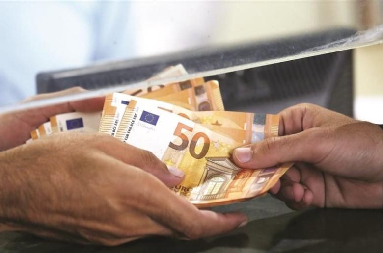 Cashback: Οι 252 επιχειρήσεις για ανάληψη χρημάτων έως & €100