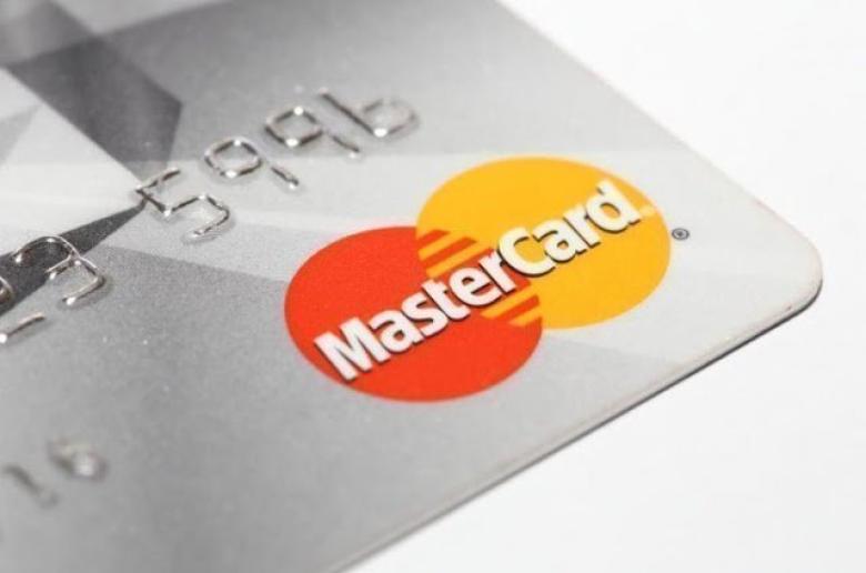Mastercard: Ενισχύει τη μετάβαση σε ψηφιακή & βιώσιμη οικονομία