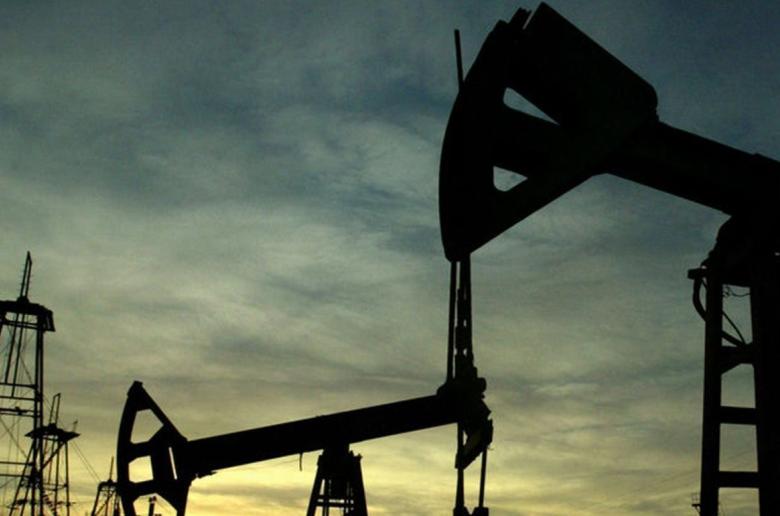 Πετρέλαιο: Αντιφατικές ανακοινώσεις για τα αποθέματα στις ΗΠΑ
