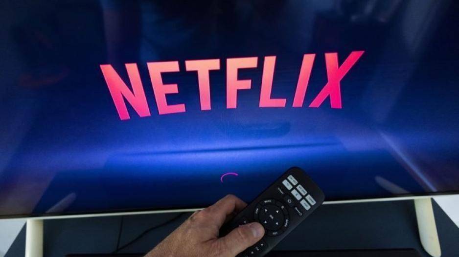 Netflix: Στα $6,99 το μήνα η χρέωση για συνδρομή με διαφημίσεις